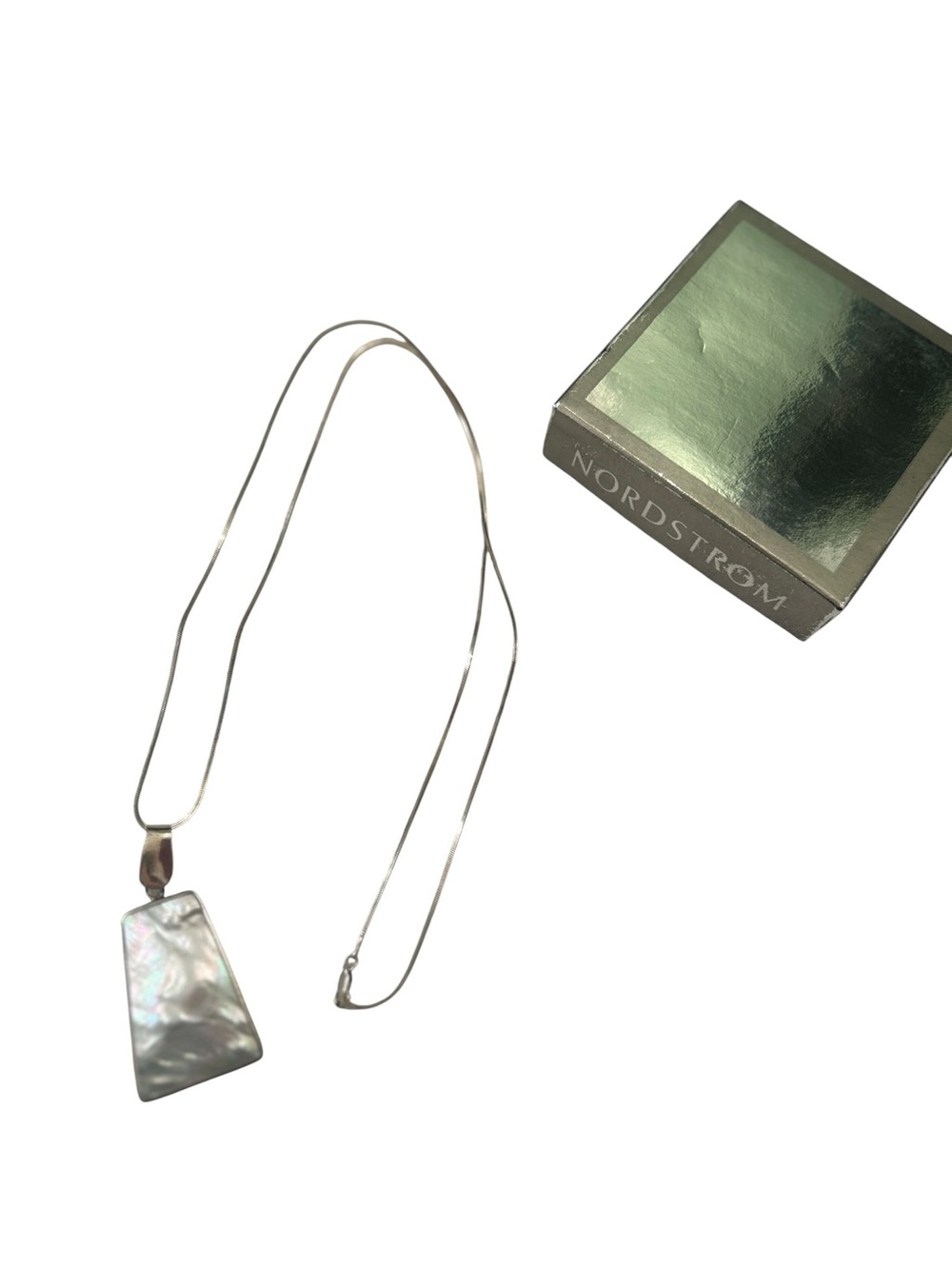 Nordstrom 925 Silver Chain Necklace Iridescent mother of pearl Pendant marked